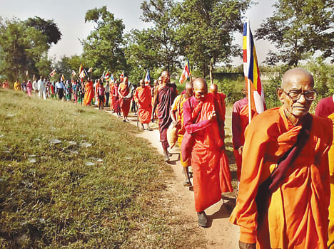 Dhamma Yatra: stupa orbiting venerated