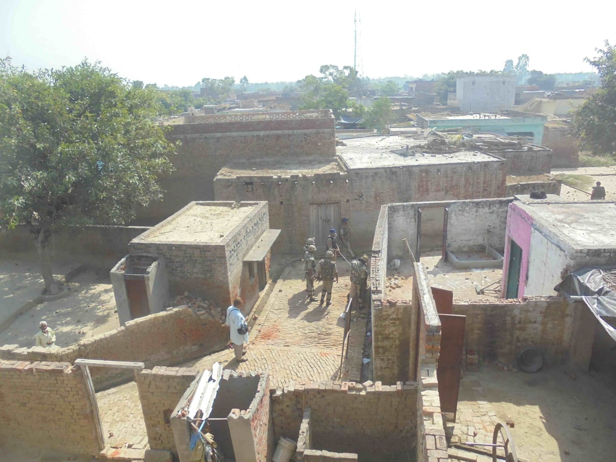 communal violence in bilari, SI injured 
