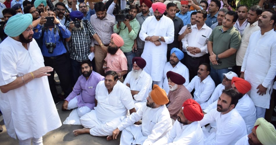 Maptain amarinder singh moti mehal outside clash, 3 arrested
