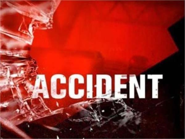 three died in road accident at kanpur