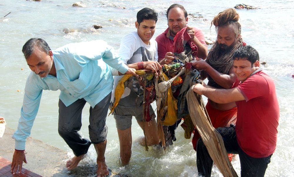 garbage in river ganga