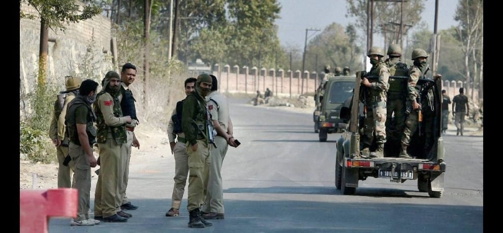 Read the country and the world's five biggest stories in one click