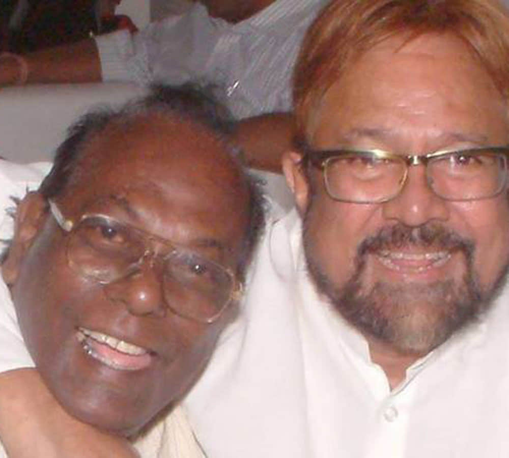 bollywood photographer jagdish kamble commits sucide