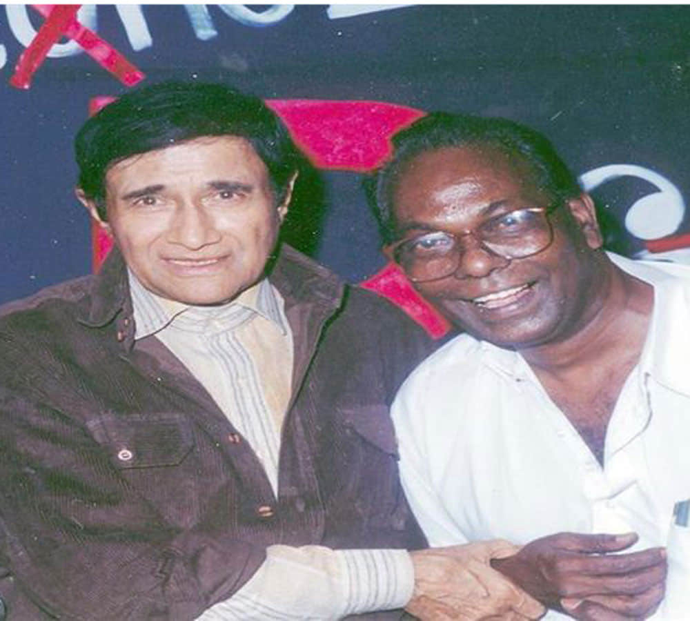 bollywood photographer jagdish kamble commits sucide