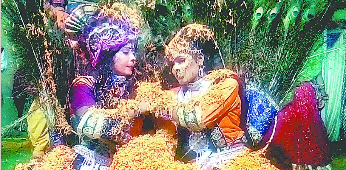 Kanha Mohe Aeso Bniyo More ...