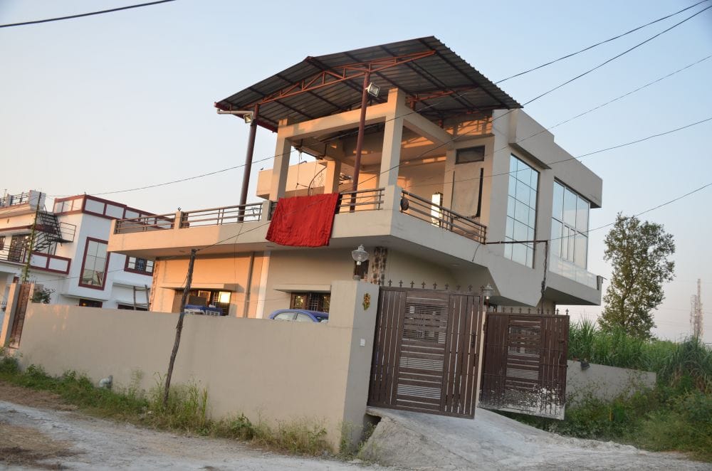 theft in PMO officer house