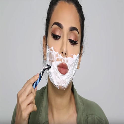 beauty expert who regularly shaves her face 