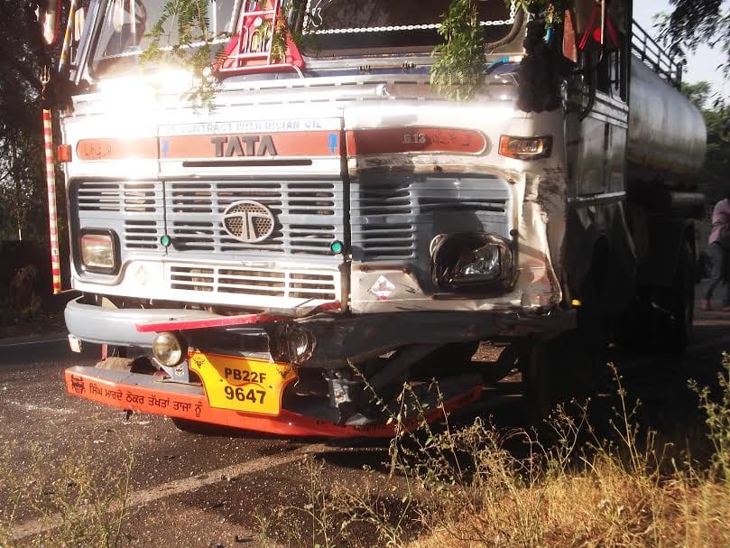 five people including two childrens killed in road accident in muktsar of punjab