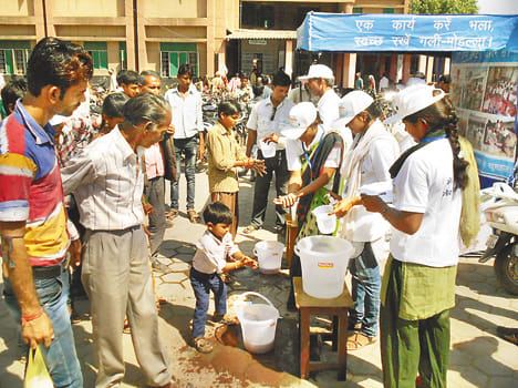 Dhulakr hand the advantages of assigning Cleaning