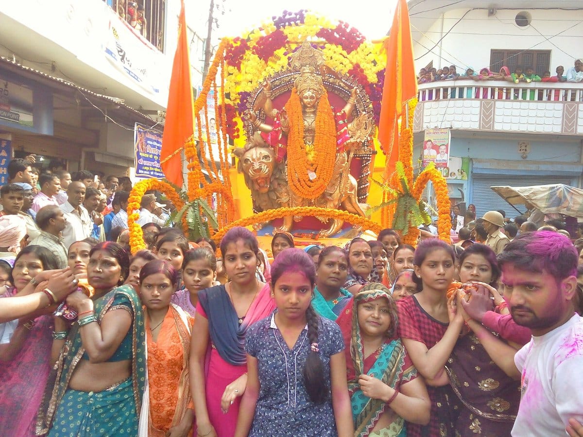 durga idols dipped in revulet