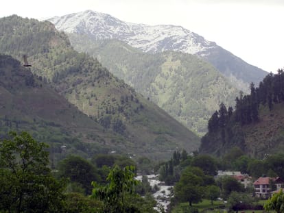 THREATS OF EARTHQUAKE ON JAMMU AND KASHMIR
