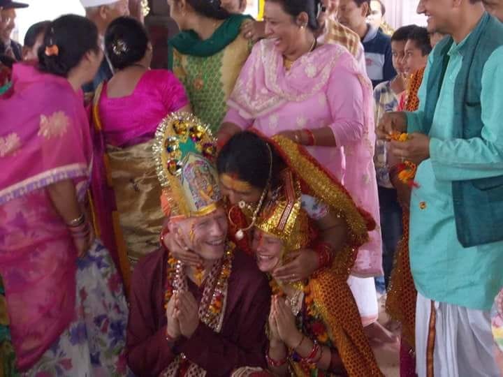 foreigner couple got marriage in harakhan temple