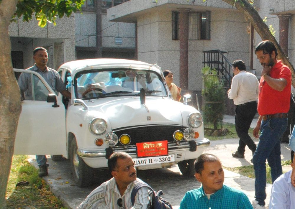teachers capture director in dehradun