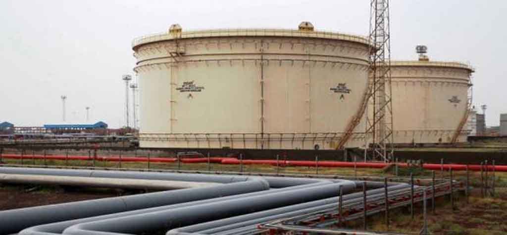 Rosneft, partners buy Essar Oil for $13 billion in largest FDI deal
