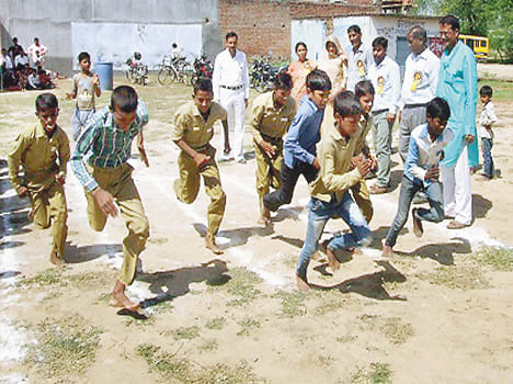 Dhirendra fastest rushed and Rnno