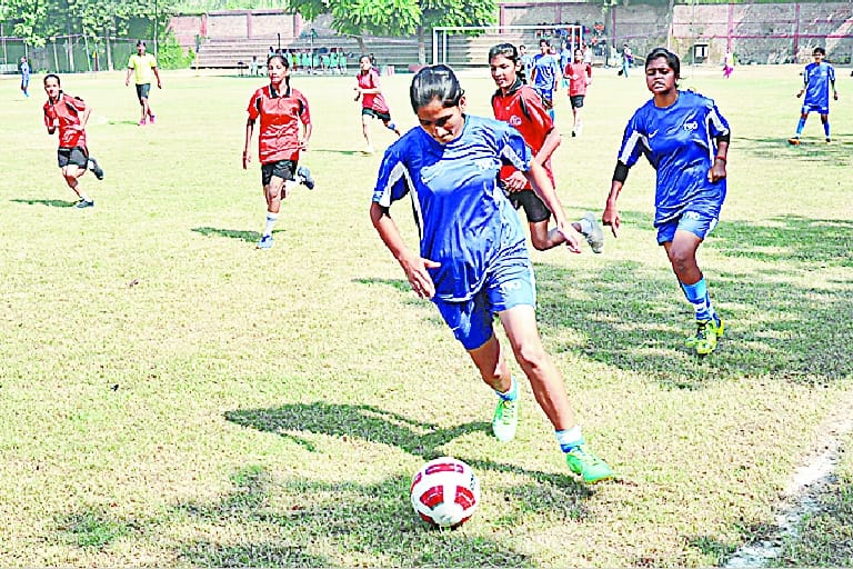 Bill Clinton's team won the match