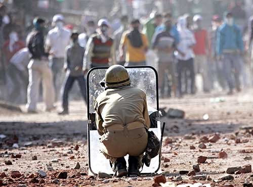 100 days of kashmir voilence changes lives in kashmir valley