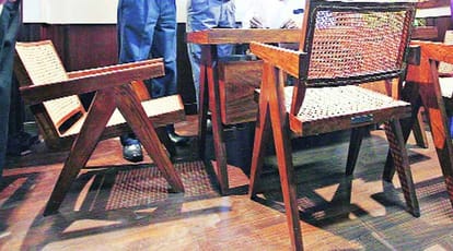 chandigarh heritage furniture theft ,government college hostel
