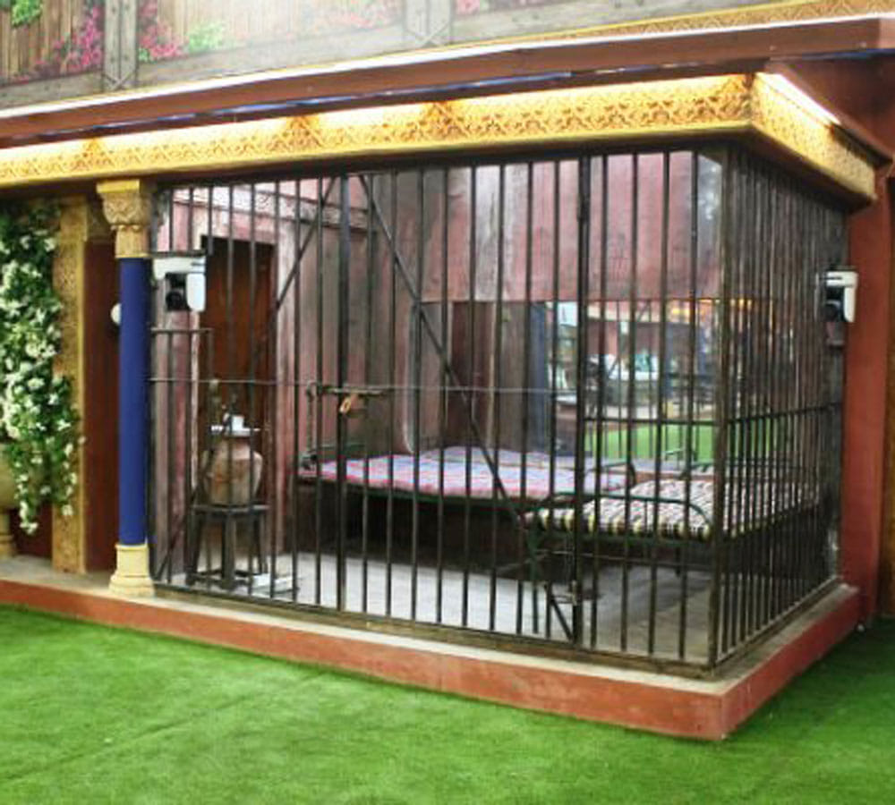 bigg boss house photos leak on internet