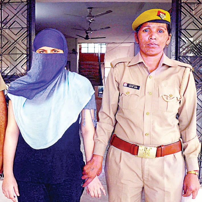 kale girlfriend asma arrested sky