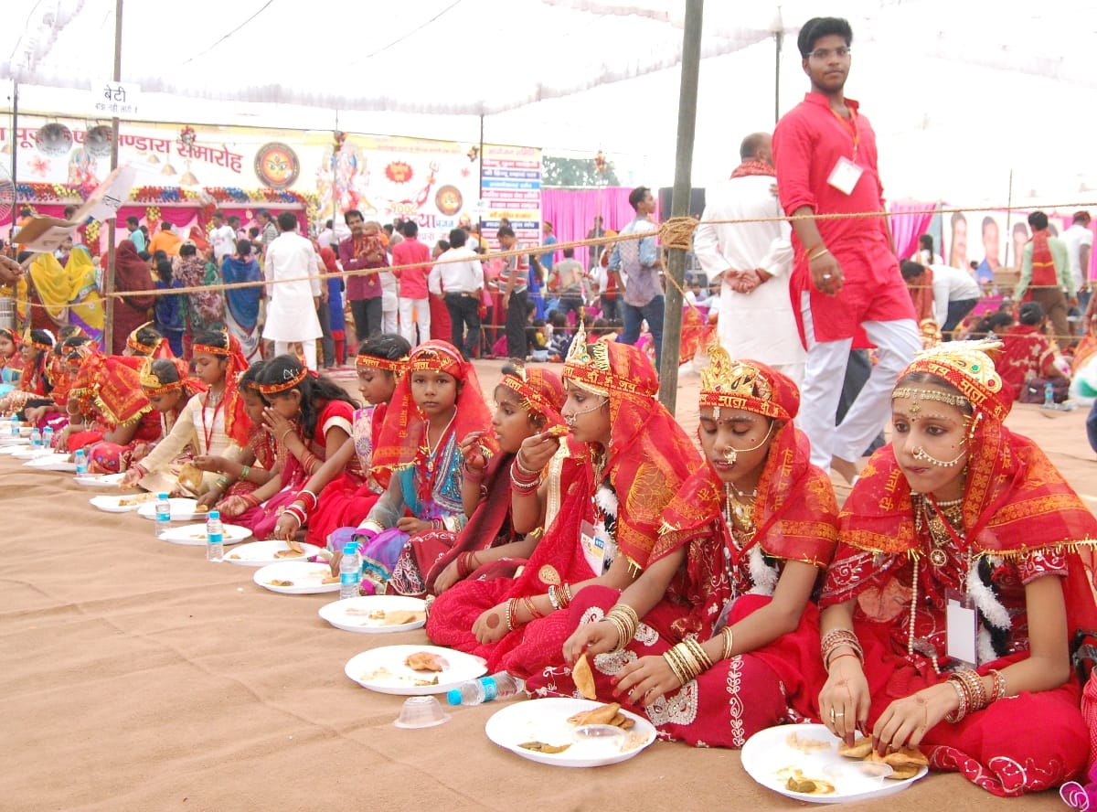 1500 girls poojan held in deoria