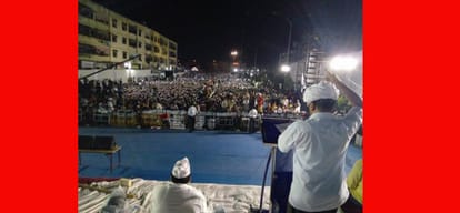 Kejriwal attacked on bjp in gujarat, told the great patriotic to Hardik Patel