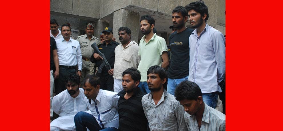 ATS commandos swooped on the rebels were, in the first apartment was peppered