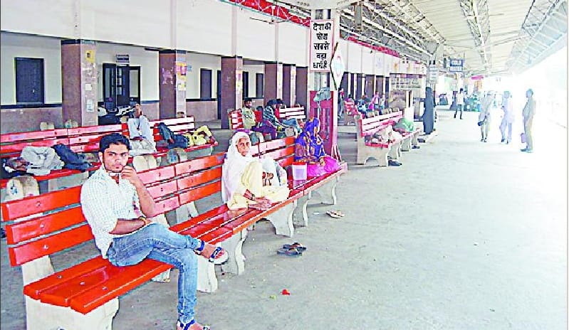 Shamli-Saharanpur railway route was disrupted for hours
