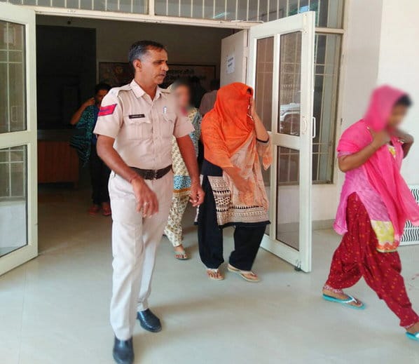 sex racket busted in rajiv puram karnal, two boys and girls found naked in police raid
