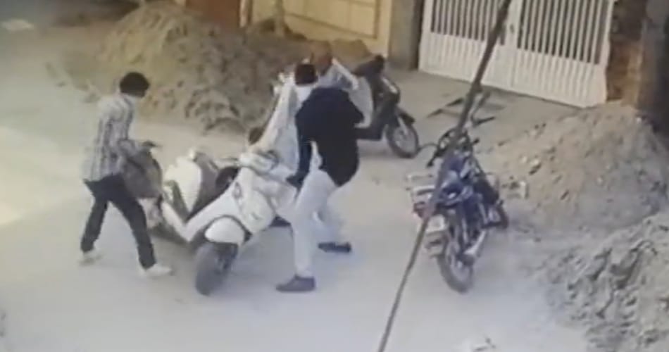 Robbery of Millions in ludhiana, whole incident capture in cctv