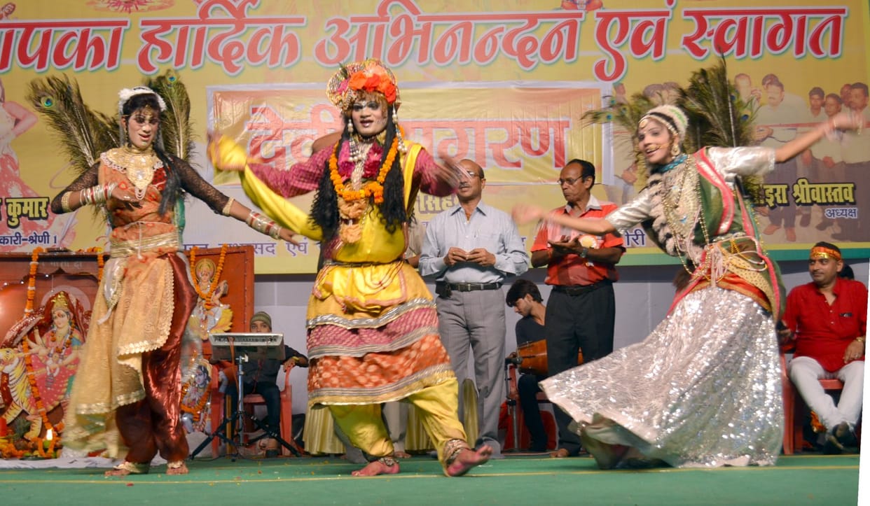 Kali Peacock dancing and a glimpse of the mind of all Moha