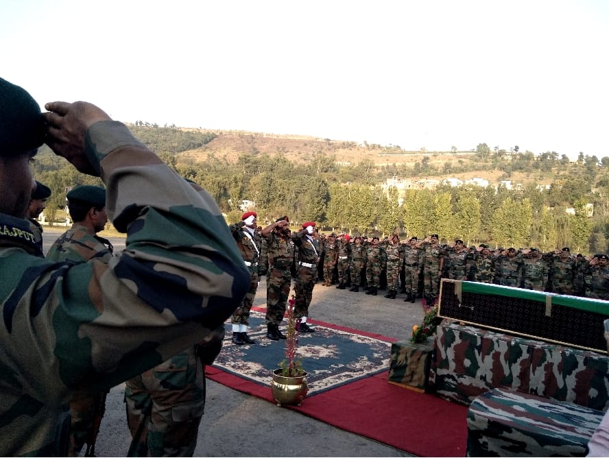 last rites were given to matyr sudhir kumar in rajouri