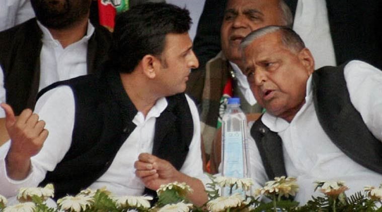 political analysis of crisis in sp by indushekhar pancholi
