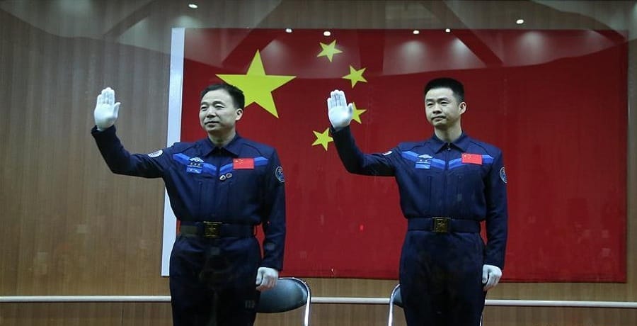 China to send two astronauts to space station