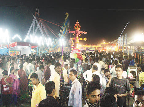 at  dasharee utsav mass gathered