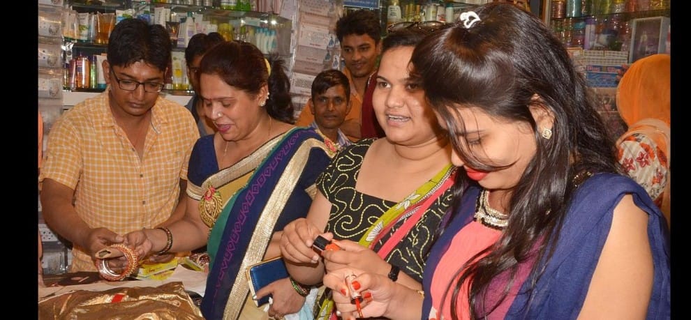 market decorated on karwa chouth
