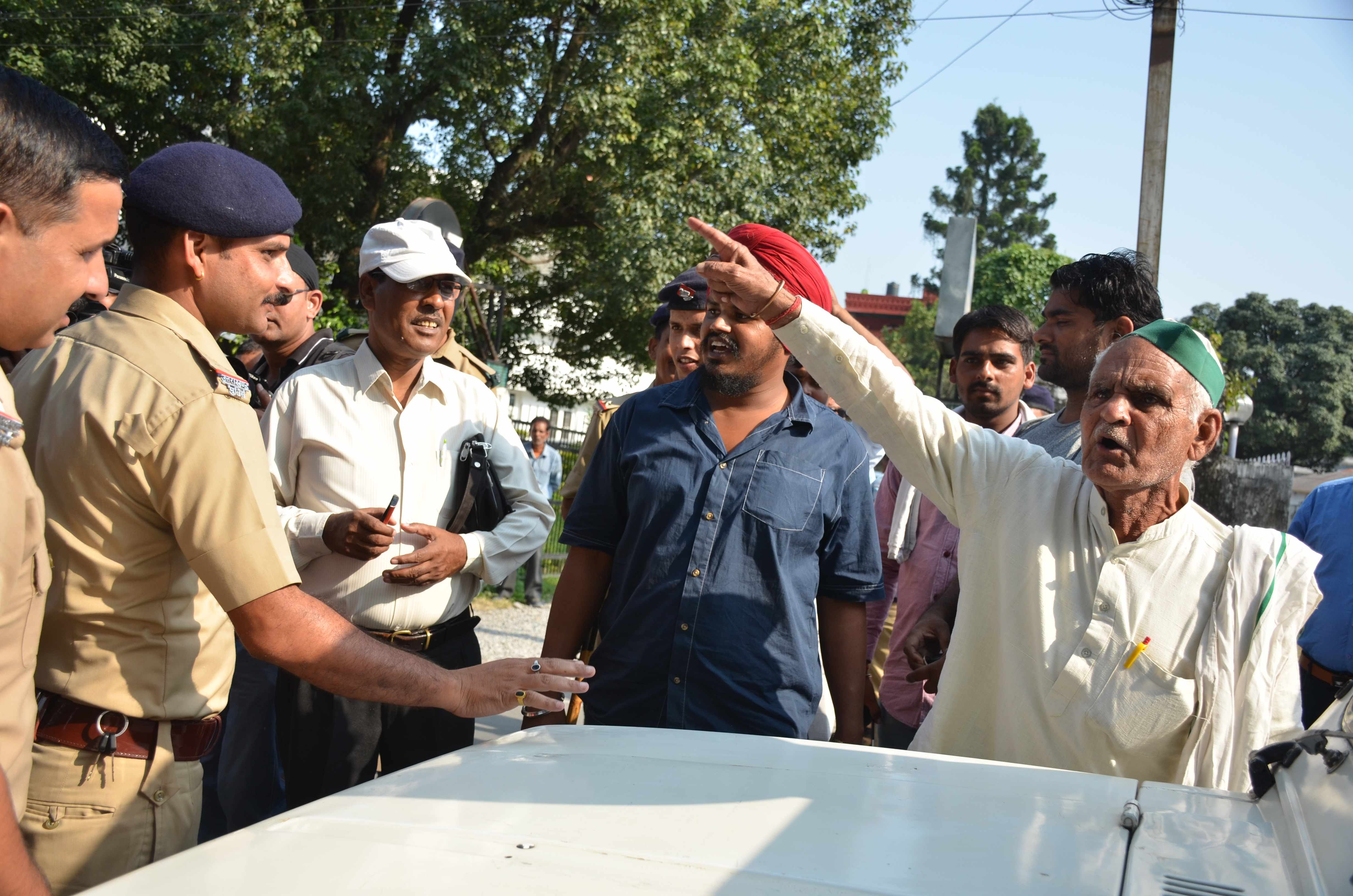 farmers demand 7 pay commission.