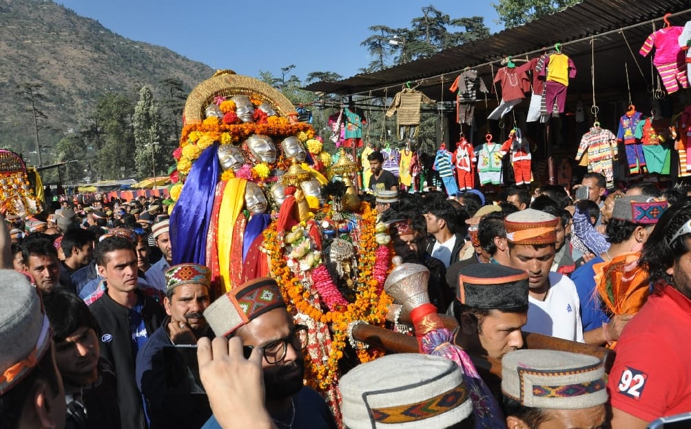 International Kullu Dussherra Fair in Himachal, live photos.