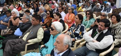 Discussion in khushwant singh litfest on kargil war