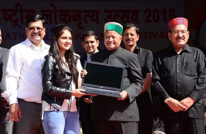 CM Virbhadra Singh Target Maheshwar Singh on Raghunath Temple Issue.