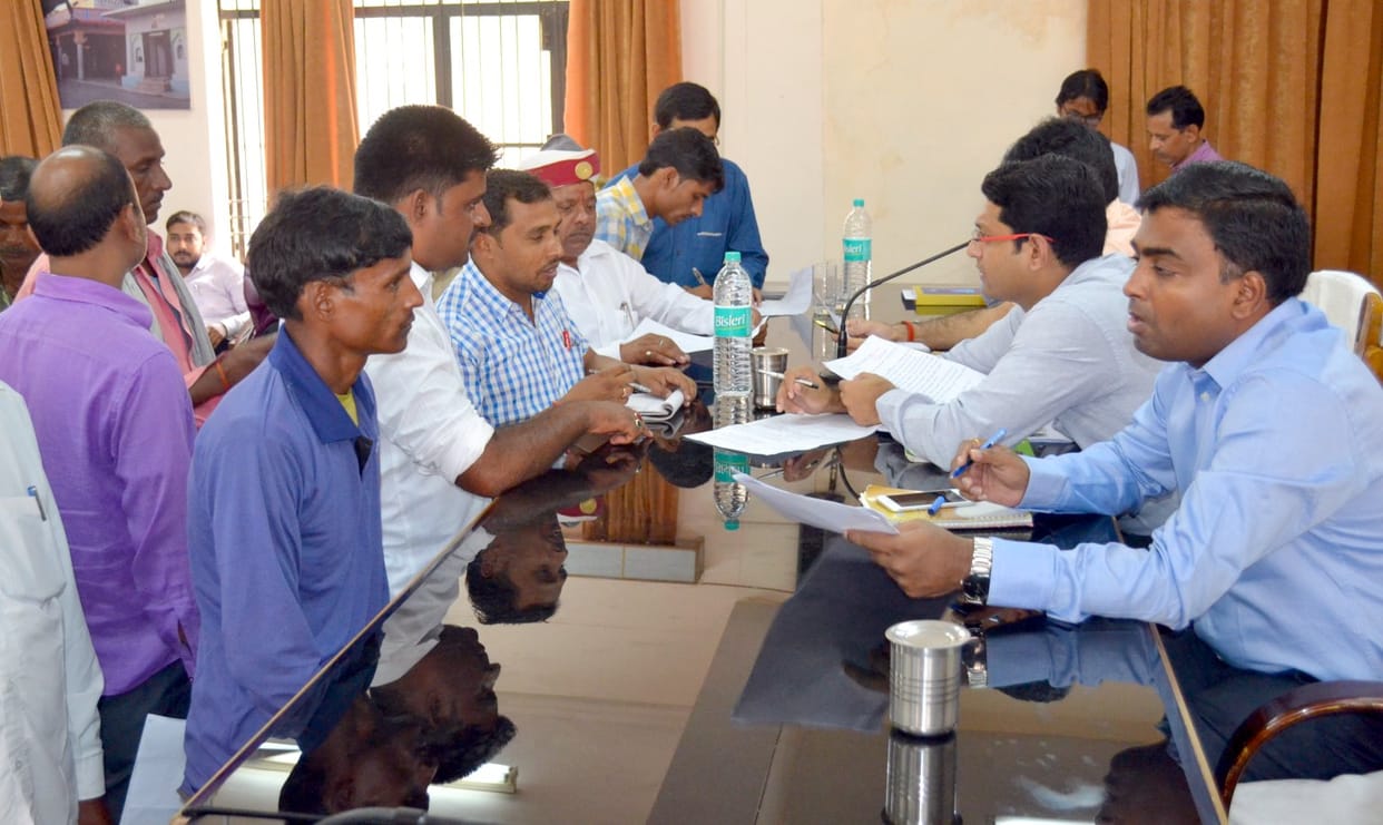 Sadar tehsil DM Friadion heard complaints