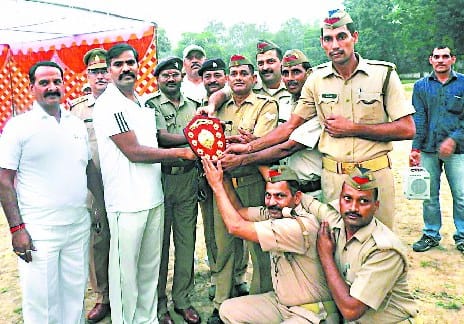 Pilibhit pump drill, ladder for the first Bijnor