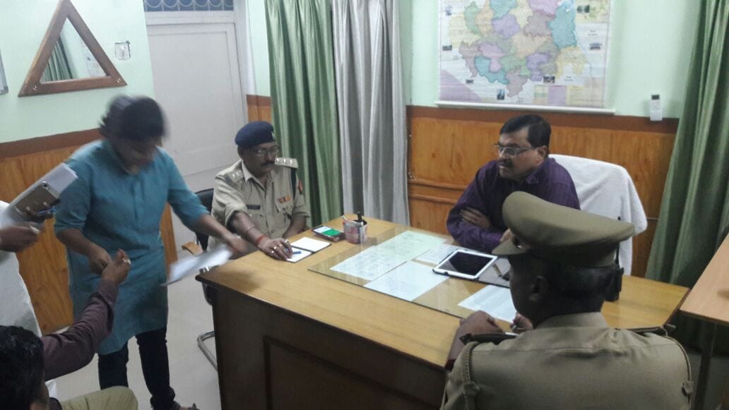 acid attack attempt on congress student leader abhavya singh