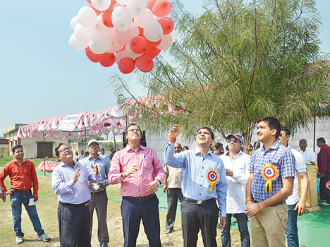 sports competition athletes 