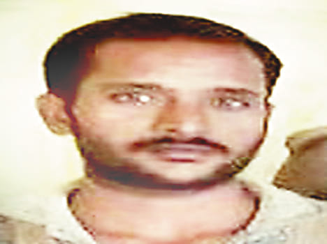 Escaped prisoner arrested by the police in the eyes of pepper thrown