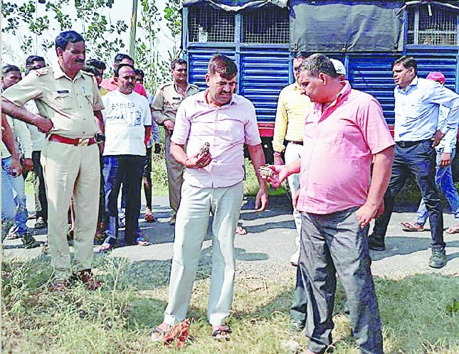 Two hand grenades at the roadside, there was a stir