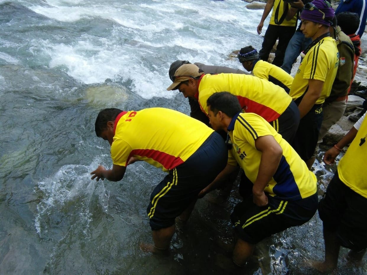Sone ashes immersed in the Ganga and Mandakini
