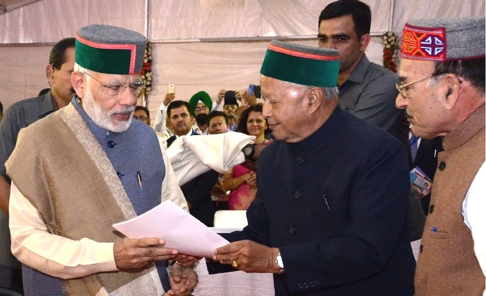 CM Virbhadra Singh Meet PM Modi, Submit Demands of Himachal.