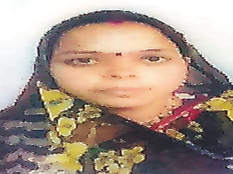 The body of a woman was found on the highway Chamari Ramnagar