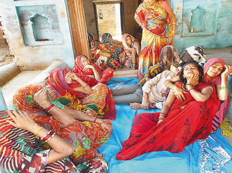 Mhokr child deaths from dengue in the village